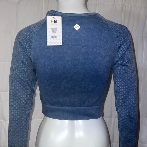 Fashion Nova BlueWash Long Sleeve Sports Top BRAND NEW - Picture 4 of 4